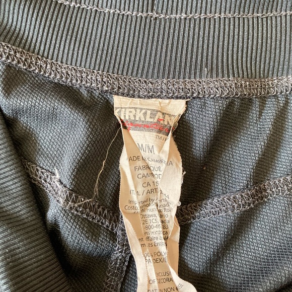 Gray Kirkland capris - Picture 3 of 4